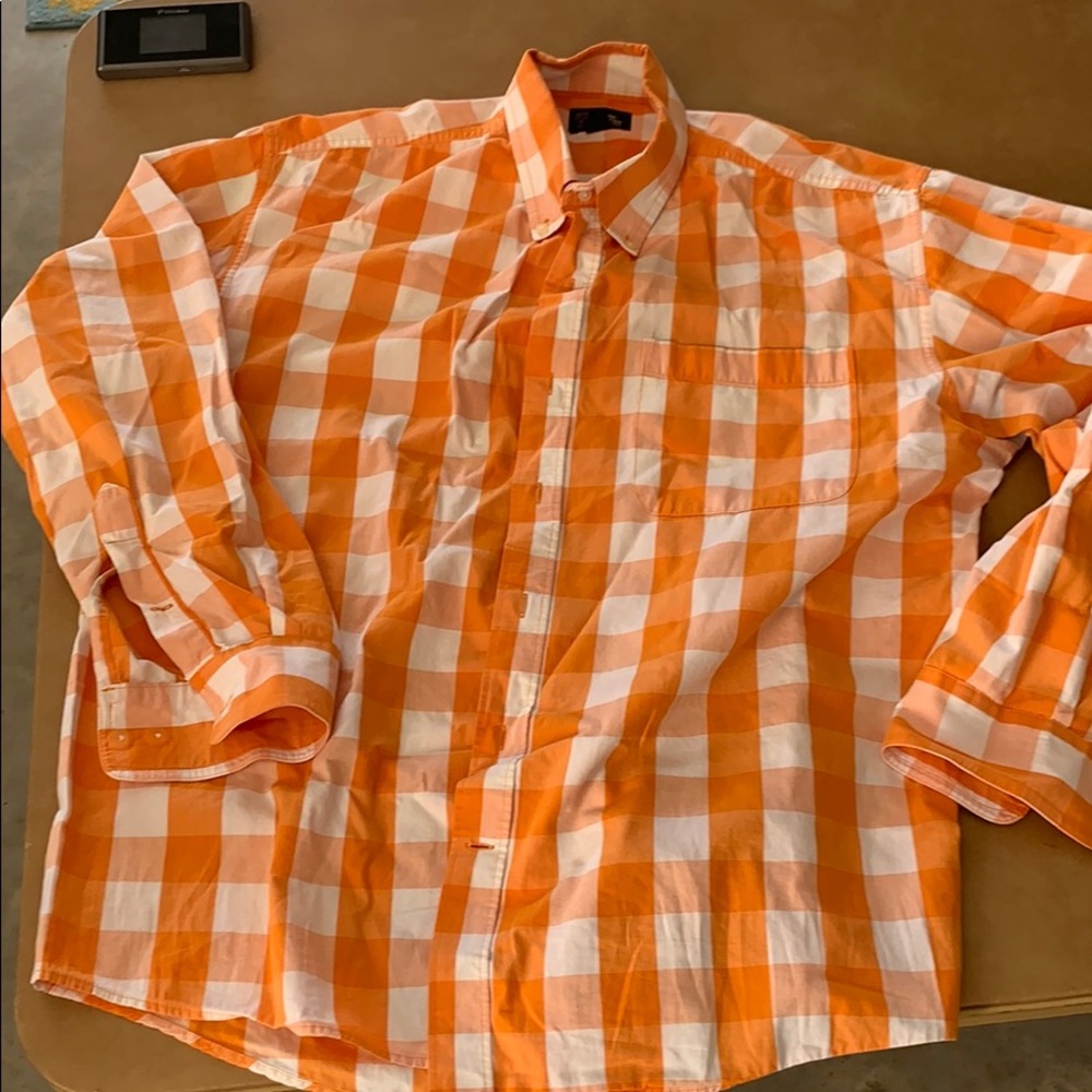 Vols fans!!! Handsome orange & white L ivy crew